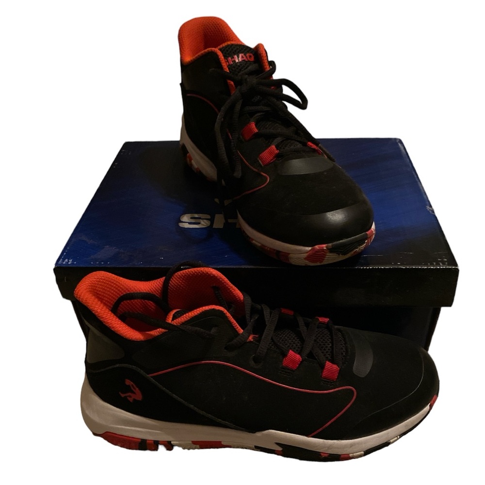 Boy’s: SHAQ BASKETBALL 🏀 SHOES/Next Fusion- Sz 5.5